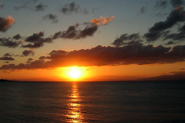 Golden hour horizon